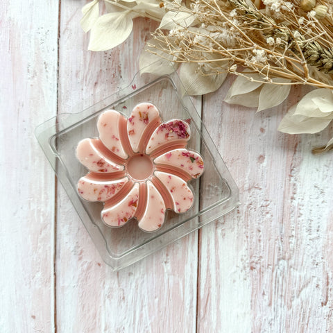'Peony & Blush Suede' Flower Clamshell